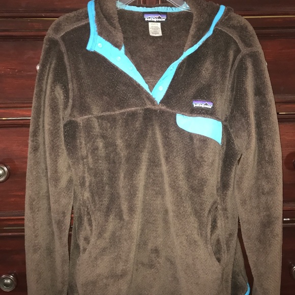 Patagonia Tops - Fuzzy brown and blue Patagonia Synchilla